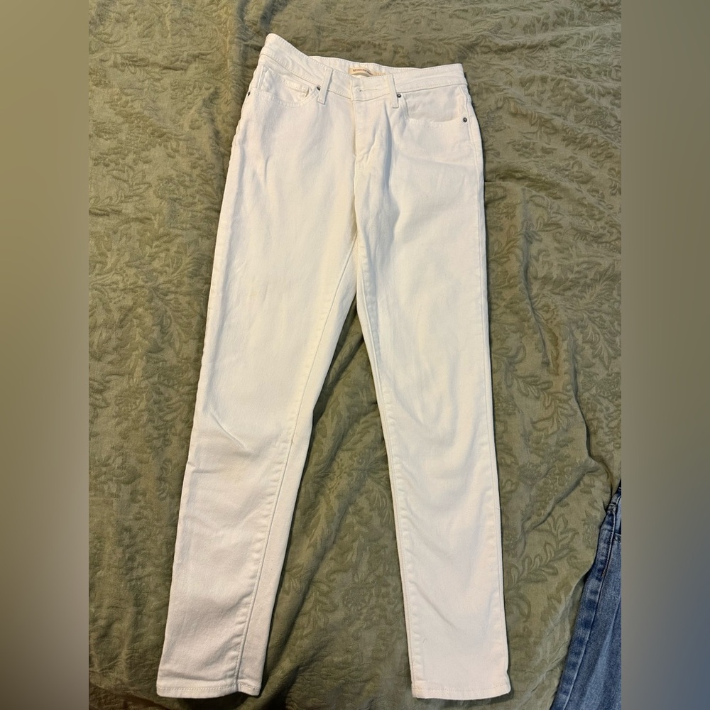Levi's Women's High Rise Jeans - White